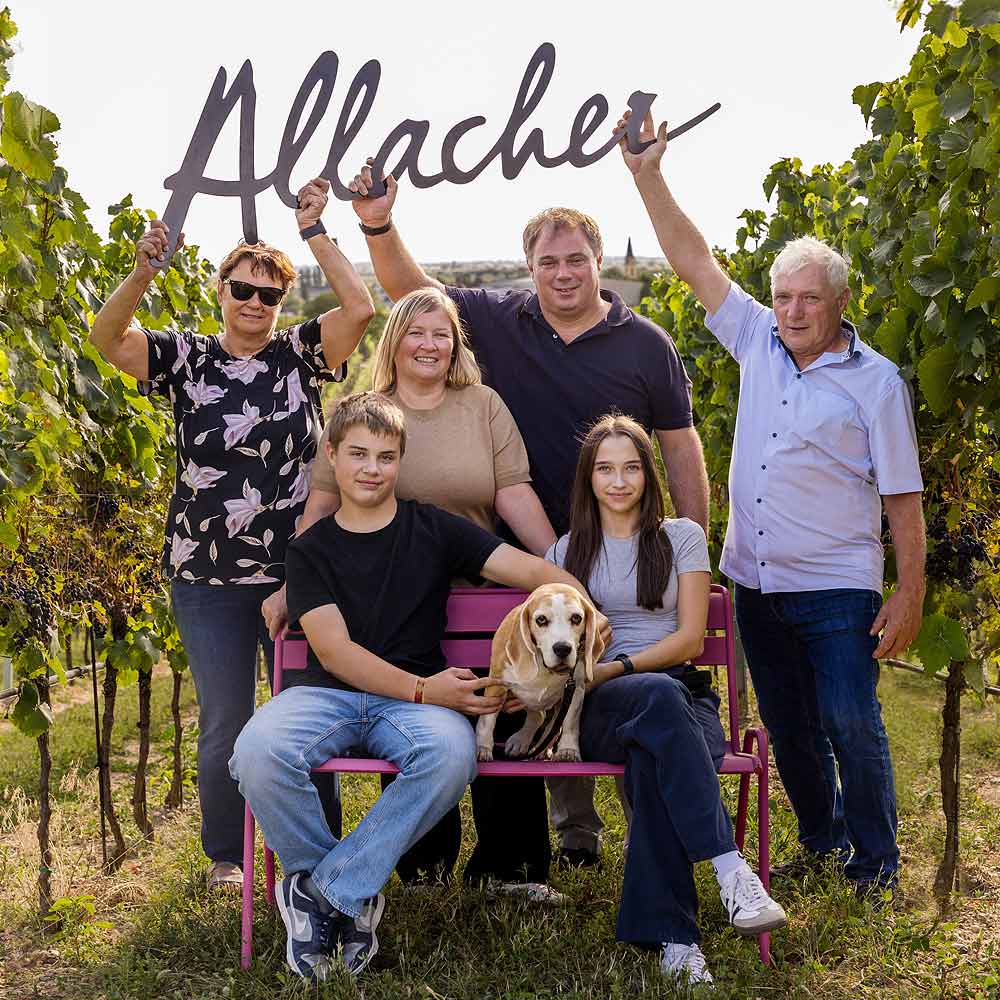 Allacher