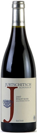 Jurtschitsch Pinot Noir Reserve 2010